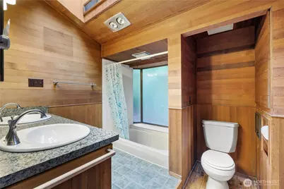 19326 5th Avenue NE, Shoreline, WA 98155 - Photo 16