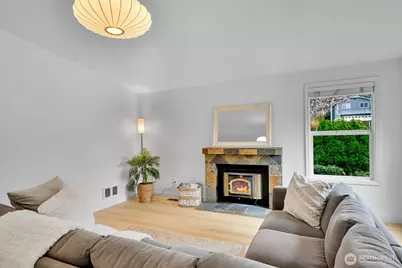 12419 NE 107th Place, Kirkland, WA 98033 - Photo 4