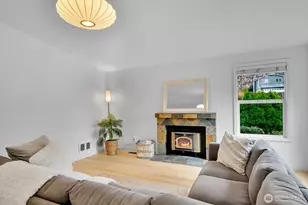 12419 NE 107th Pl, Kirkland, WA 98033 - Photo 4