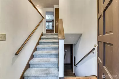 3915 NE Hyak Way, Bremerton, WA 98311 - Photo 4