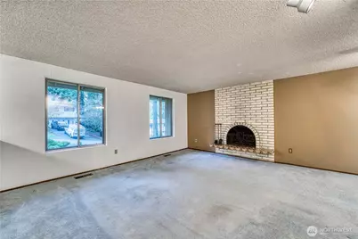 3915 NE Hyak Way, Bremerton, WA 98311 - Photo 6