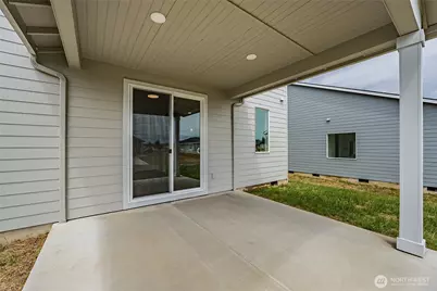 404 Pagget Avenue, Winlock, WA 98596 - Photo 36