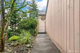 2940 Kennewick Pl NE, Renton, WA 98056 - Photo 2