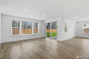 20429 Mystic Pl E, Bonney Lake, WA 98391 - Photo 6