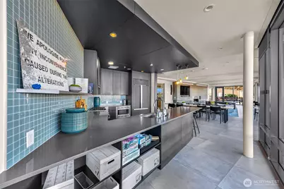 590 1st Avenue S #810, Seattle, WA 98104 - Photo 30