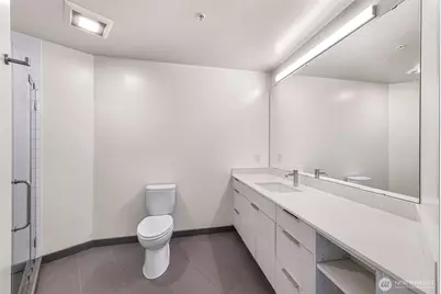 590 1st Avenue S #810, Seattle, WA 98104 - Photo 26