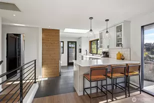 4015 SW Donovan St, Seattle, WA 98136 - Photo 8