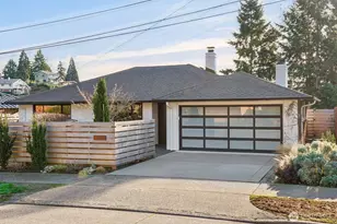 4015 SW Donovan St, Seattle, WA 98136 - Photo 2