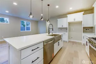 18425 Meridian Avenue SE, Bothell, WA 98012 - Photo 12