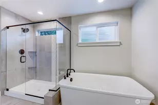 18425 Meridian Avenue SE, Bothell, WA 98012 - Photo 24