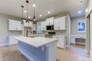 18425 Meridian Avenue SE, Bothell, WA 98012 - Photo 10