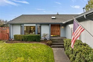 3202 21st St Pl SE, Puyallup, WA 98374 - Photo 2