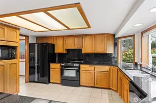 3202 21st St Pl SE, Puyallup, WA 98374 - Photo 10