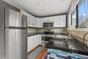 1016 9th Street SE, Puyallup, WA 98372 - Photo 8