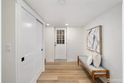 104 NE 85th Street, Seattle, WA 98115 - Photo 36