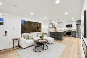 104 NE 85th St, Seattle, WA 98115 - Photo 4