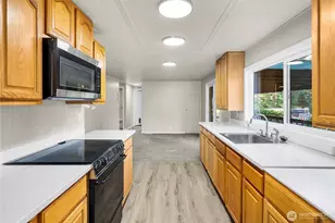 733 Tipsoo Loop S, Rainier, WA 98576 - Photo 14