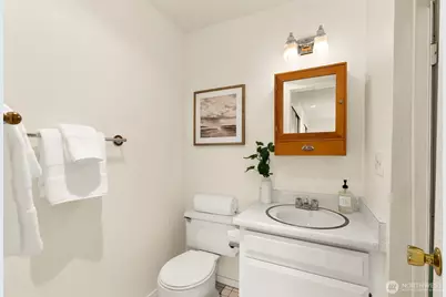 10203 47th Avenue SW #C5, Seattle, WA 98146 - Photo 18