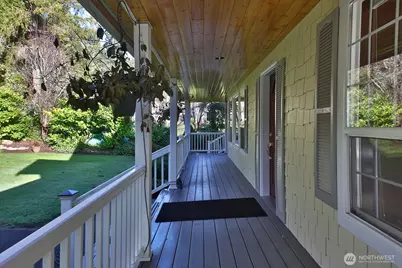 2820 SW Scenic Heights Street, Oak Harbor, WA 98277 - Photo 4
