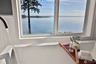 2820 SW Scenic Heights St, Oak Harbor, WA 98277 - Photo 24