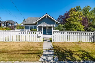 1506 12th Street, Anacortes, WA 98221 - Photo 4