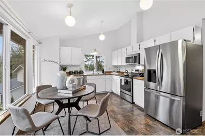 11723 NE 100th Place, Kirkland, WA 98033 - Photo 14