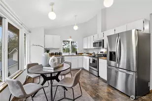 11723 NE 100th Pl, Kirkland, WA 98033 - Photo 14