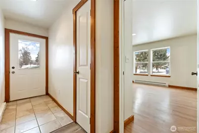 203 Washington St, Winthrop, WA 98862 - Photo 4