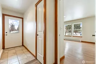 203 Washington St, Winthrop, WA 98862 - Photo 4