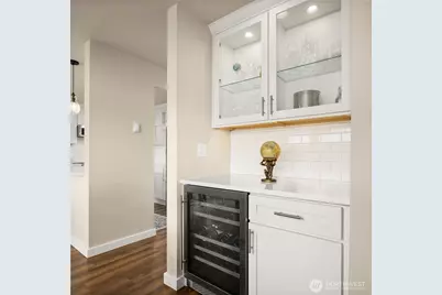 601 S 227th Street #302s, Des Moines, WA 98198 - Photo 6