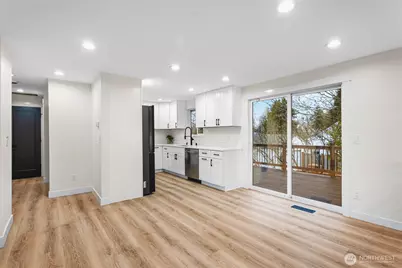 7622 S Thompson Ave, Tacoma, WA 98408 - Photo 4