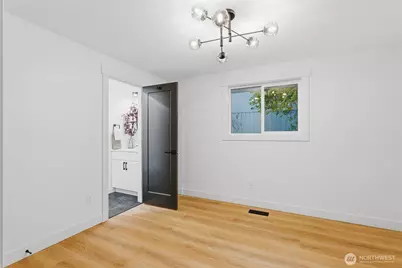 7622 S Thompson Ave, Tacoma, WA 98408 - Photo 12