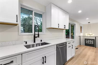 7622 S Thompson Ave, Tacoma, WA 98408 - Photo 6