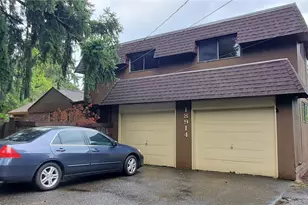 18914 Ballinger Way NE, Lake Forest Park, WA 98155 - Photo 2