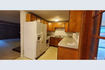 18914 Ballinger Way NE, Lake Forest Park, WA 98155 - Photo 6