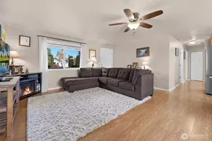 402 Haines St, Sedro Woolley, WA 98284 - Photo 12