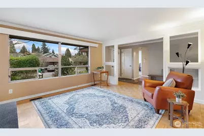 7747 37th Avenue NE, Seattle, WA 98115 - Photo 6