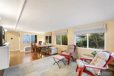 7747 37th Avenue NE, Seattle, WA 98115 - Photo 18