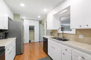 7747 37th Ave NE, Seattle, WA 98115 - Photo 14