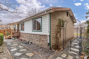 785 N Jerome Ln, East Wenatchee, WA 98802 - Photo 2