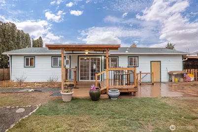 785 N Jerome Lane, East Wenatchee, WA 98802 - Photo 2
