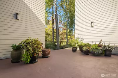 6300 Sand Point Way Way NE #111, Seattle, WA 98115 - Photo 20