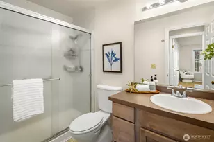 6300 Sand Point Way Way NE, Seattle, WA 98115 - Photo 14