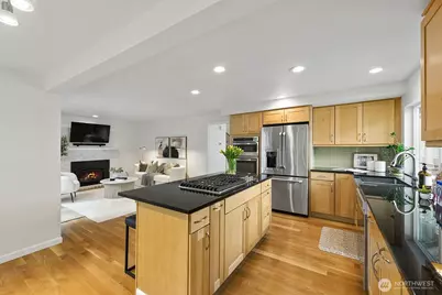 16208 SE 33rd Circle, Bellevue, WA 98008 - Photo 14