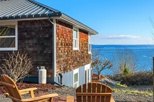 8017 SW Dilworth Rd, Vashon, WA 98070 - Photo 6