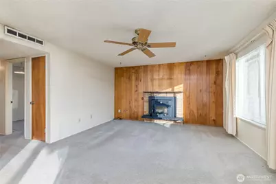 1909 21st Street NE, Auburn, WA 98002 - Photo 2