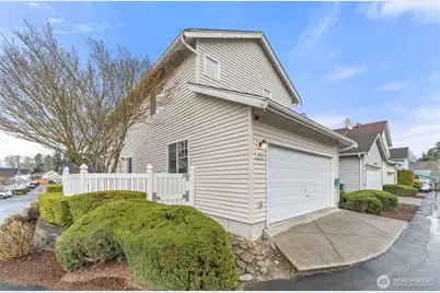 1441 Rooklidge St, DuPont, WA 98327 - Photo 4