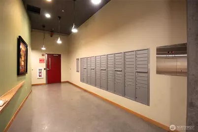 827 Hiawatha Place S #406, Seattle, WA 98144 - Photo 8