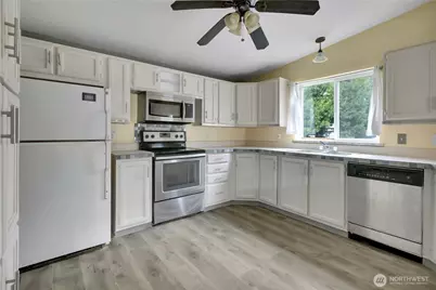 11914 Nels Peters Road, Everett, WA 98208 - Photo 8