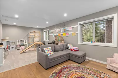 13207 47th Place W, Mukilteo, WA 98275 - Photo 24